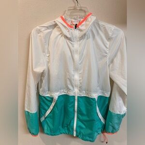 Saucony White and Teal Lightweight Hooded Windbreaker with Neon Accent